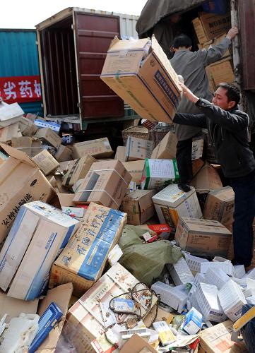 七成人家里有過期藥品，應(yīng)該如何銷毀呢？